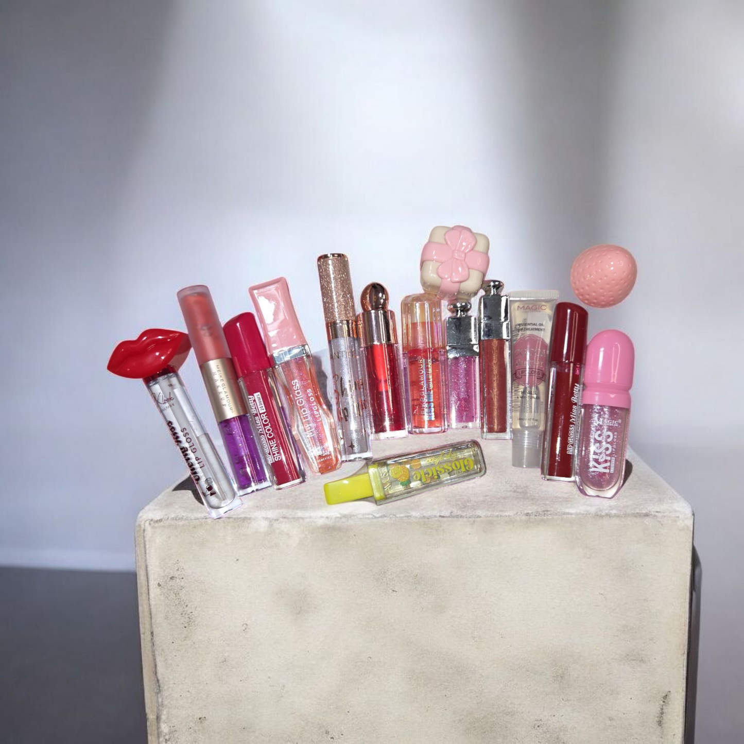 Lip gloss, lip tints, lip balms 15 pieces bundle