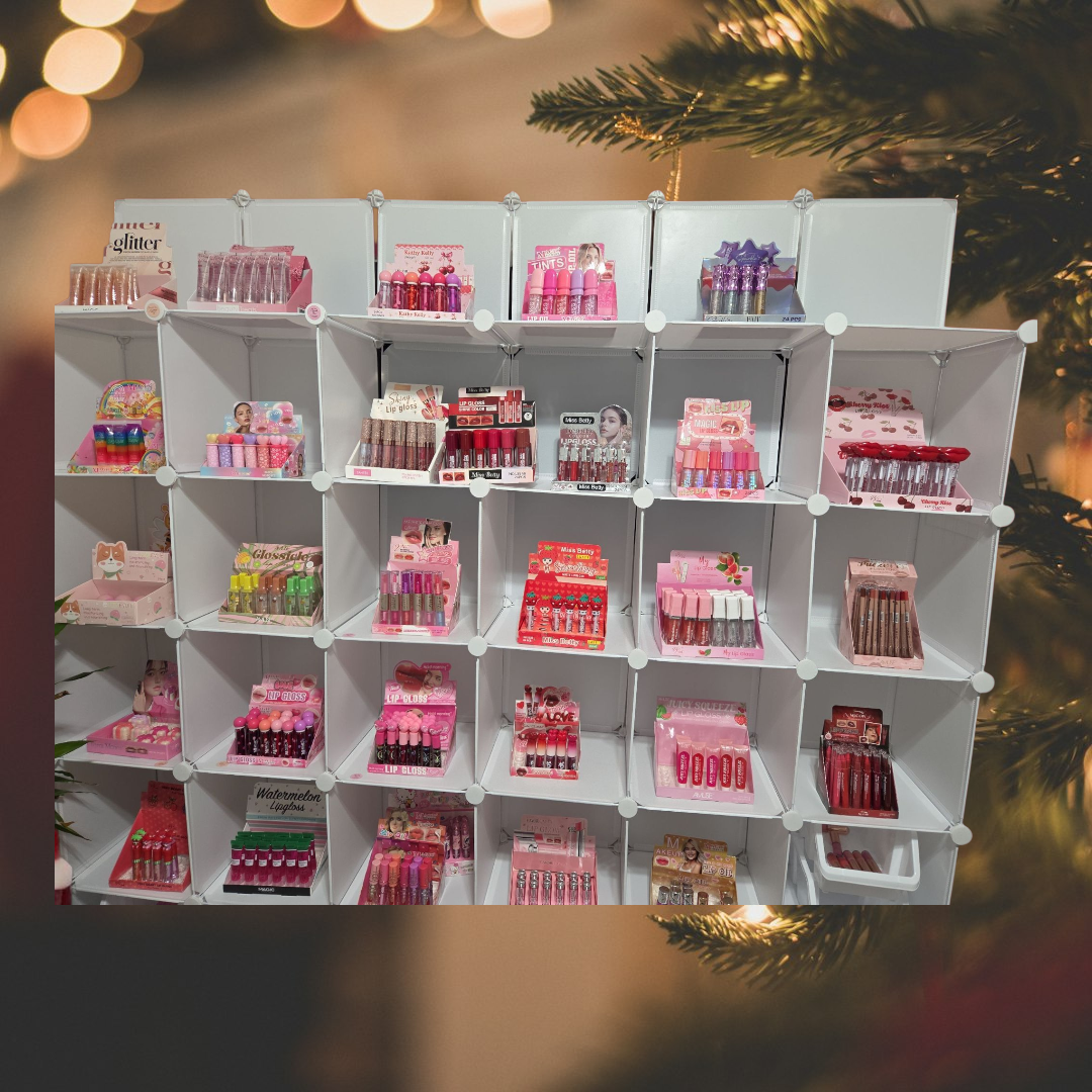 Lip gloss, lip tints, lip balms 15 pieces bundle