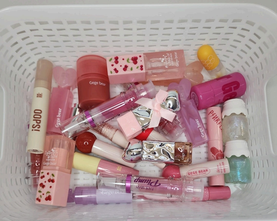 Mix Lip gloss, lip tint, lip oil, lip balms bundle 5 for $11.99